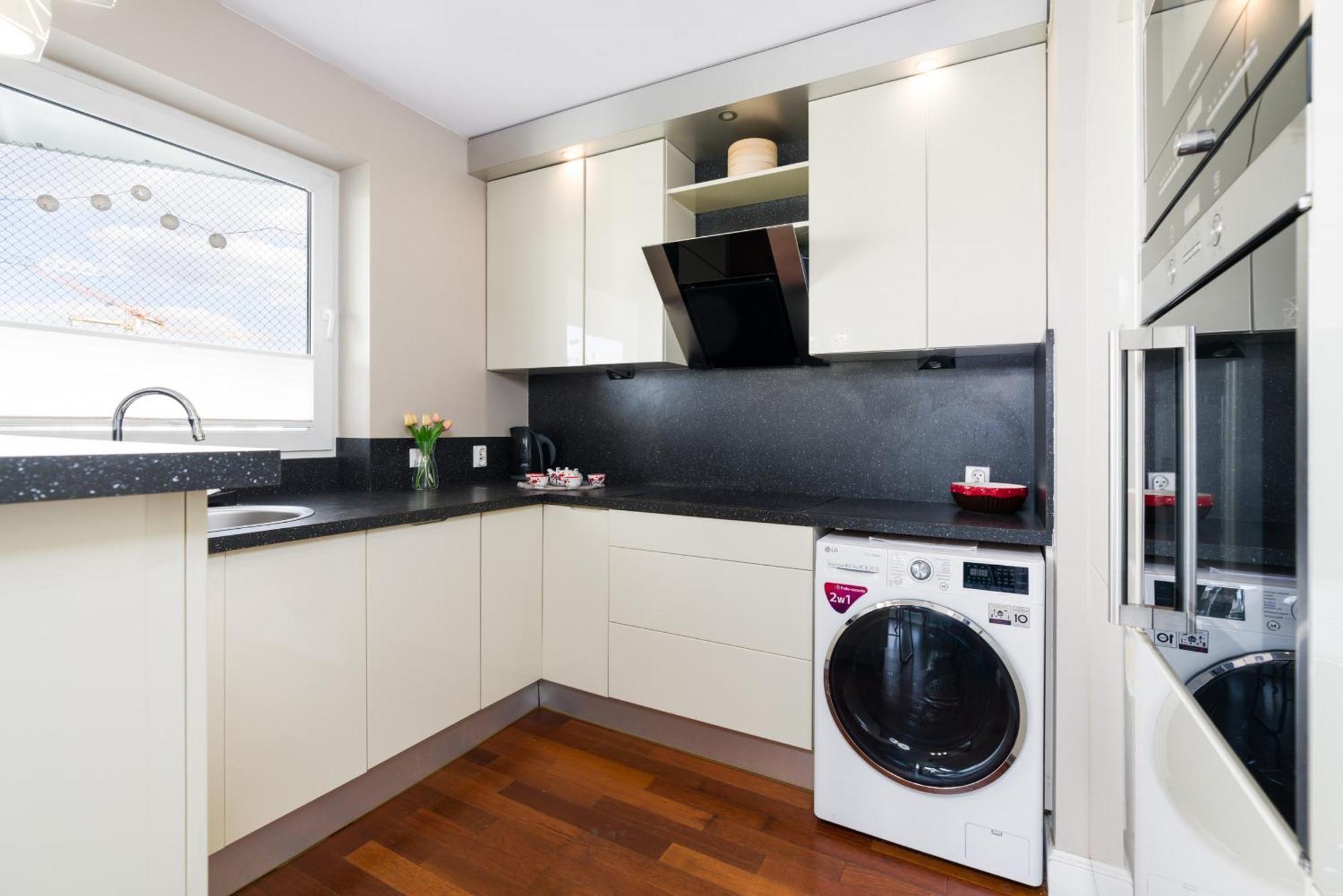 Malta Balcony And Parking By Renters Prestige Apartment
