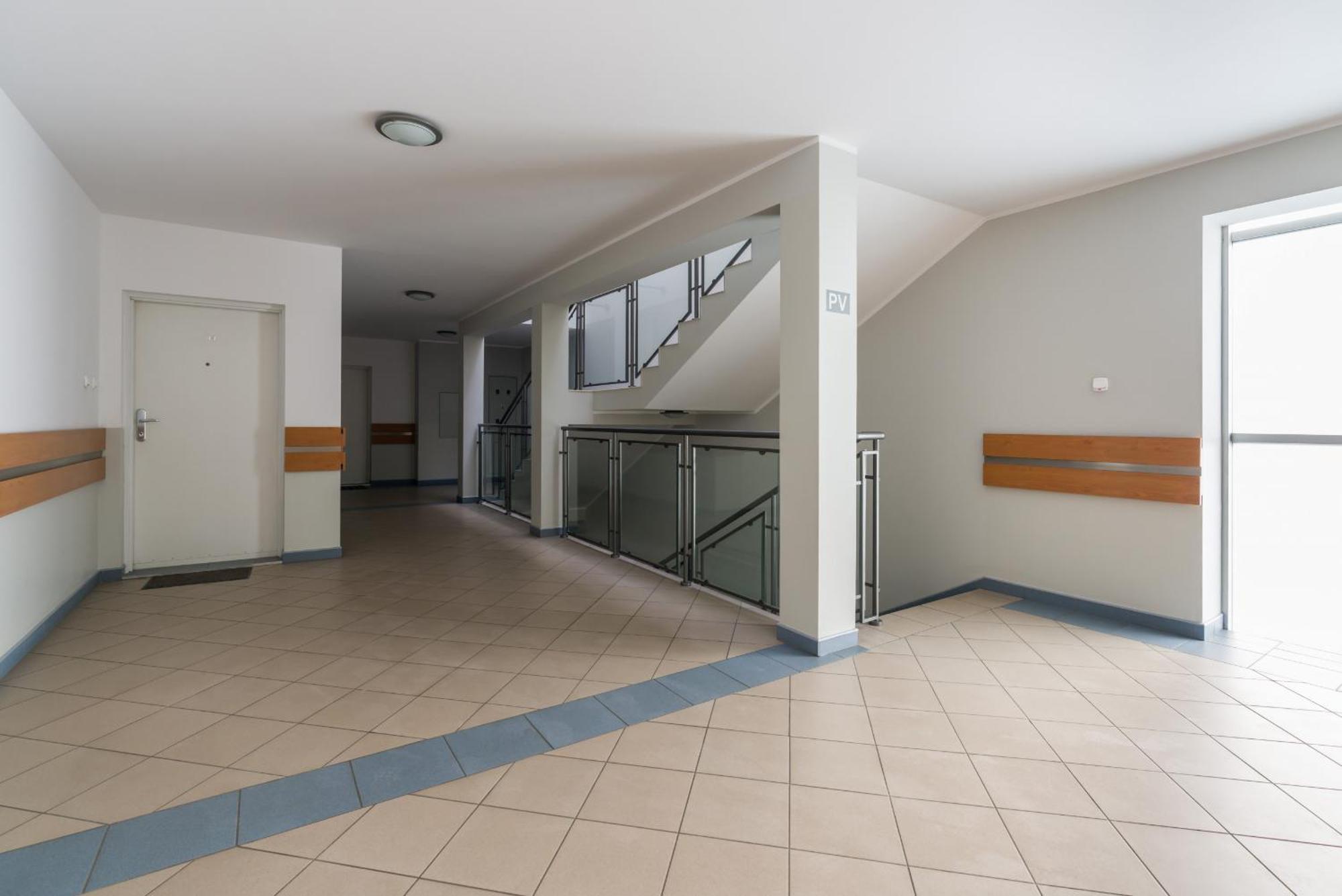Malta Balcony And Parking By Renters Prestige Apartment